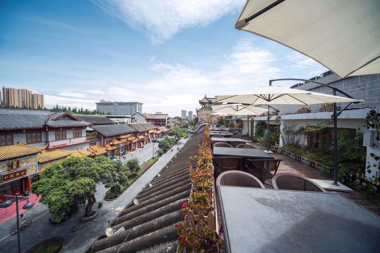 Qintai Tibetan Culture Boutique Hotel Chengdu Exterior photo