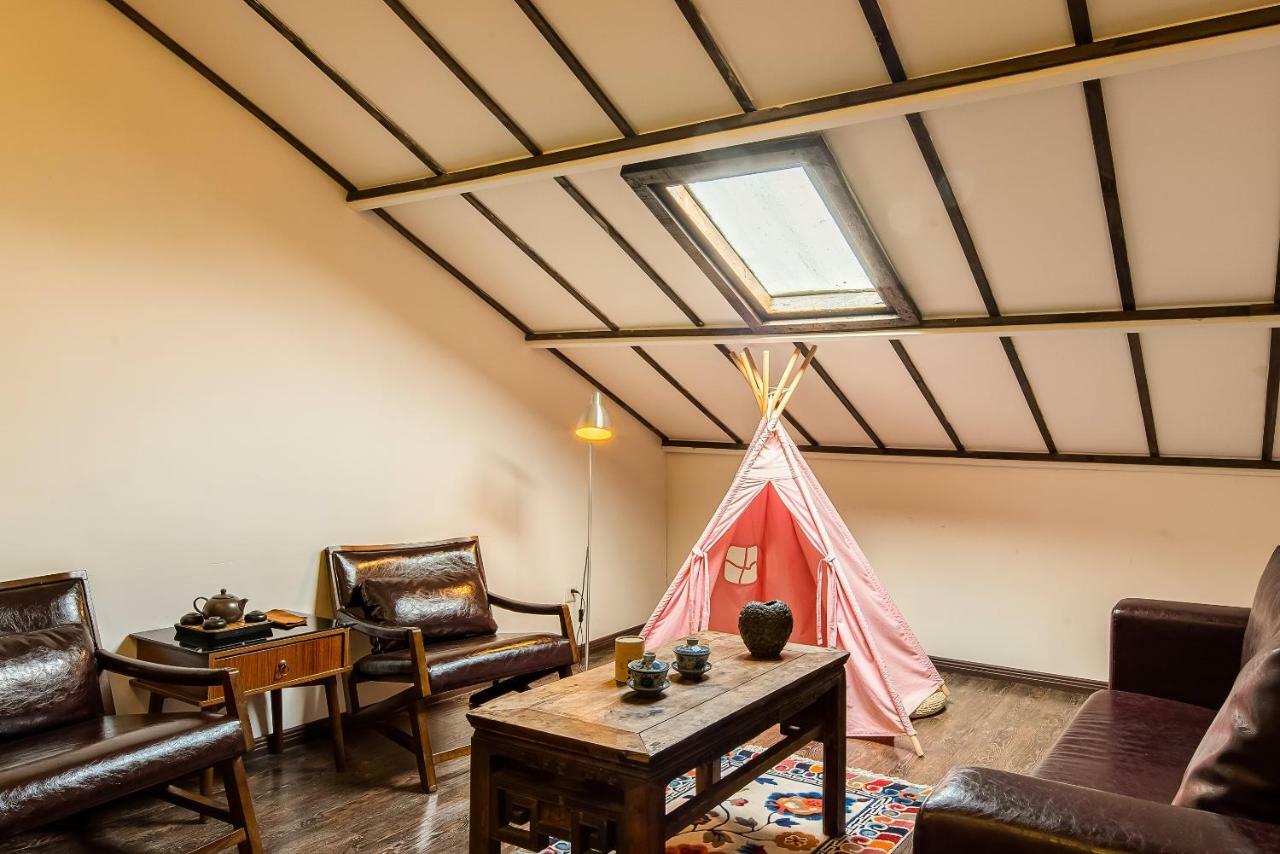 Qintai Tibetan Culture Boutique Hotel Chengdu Exterior photo